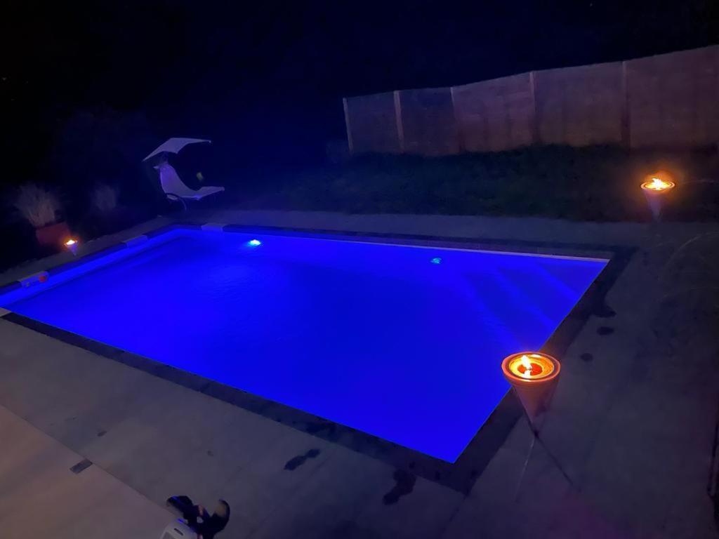 Appartement 5 Personnes Avec Acces Piscine Et Jacuzzi Villers-la-Ville Eksteriør bilde