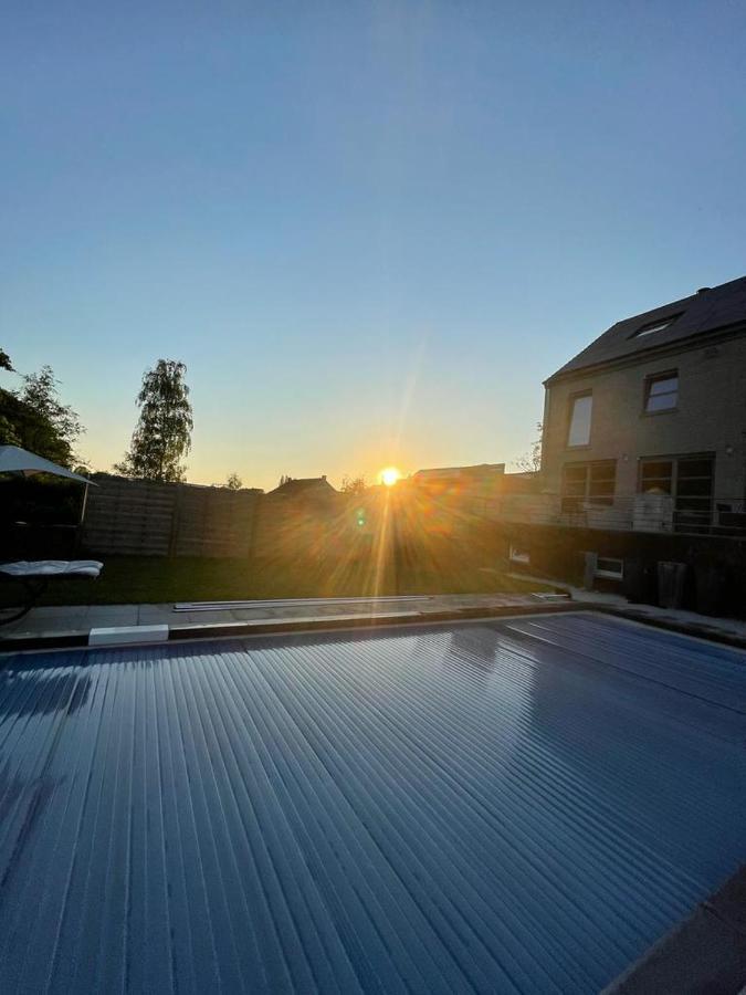 Appartement 5 Personnes Avec Acces Piscine Et Jacuzzi Villers-la-Ville Eksteriør bilde