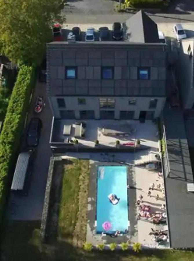 Appartement 5 Personnes Avec Acces Piscine Et Jacuzzi Villers-la-Ville Eksteriør bilde